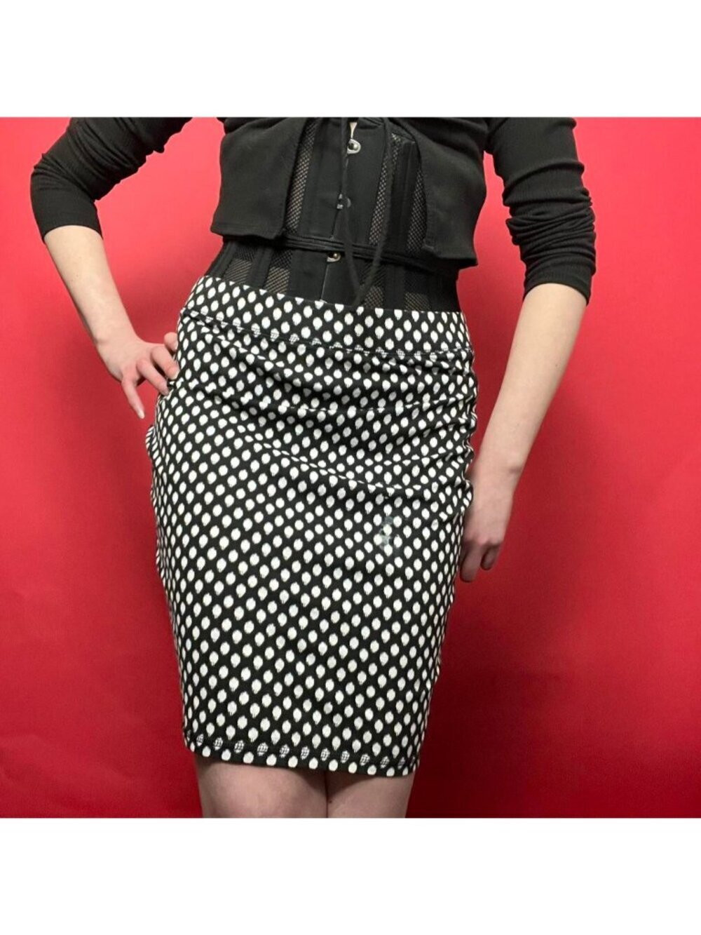 George / Black and white polkadot pencil skirt 🖤🤍